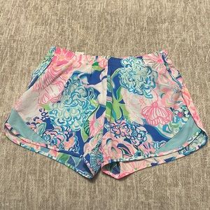 Lillly Pulitzer luxletic shorts size Xs